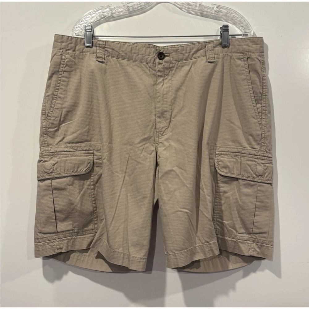 Chaps Beige Ripstop Cargo 10” Shorts Mens Size 40 (656)
